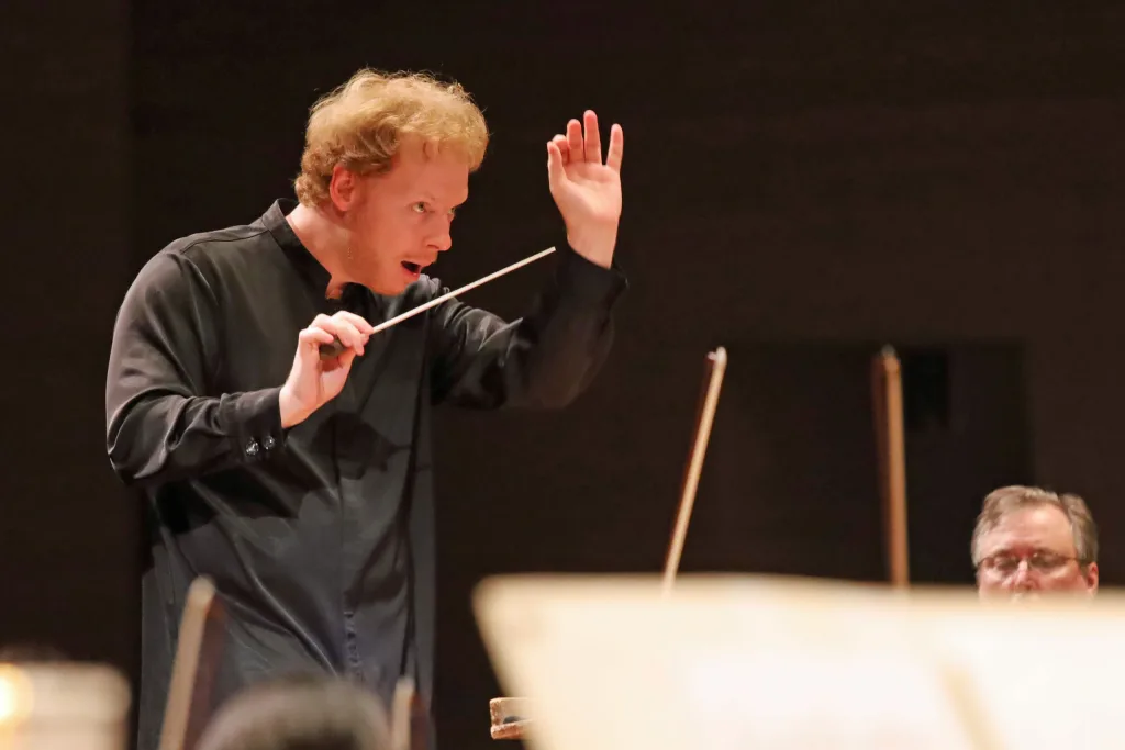 Dmitry Matvienko Conducts the Tokyo Symphony Orchestra's 721st Regular Concert